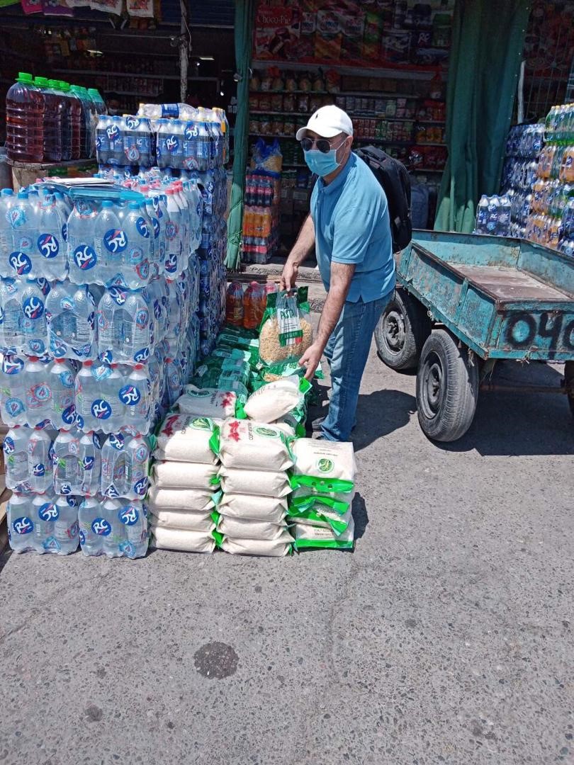 Food distribution in Dushanbe